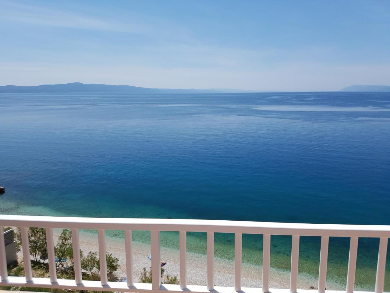 Apartmani Jereb ドラスニセ エクステリア 写真